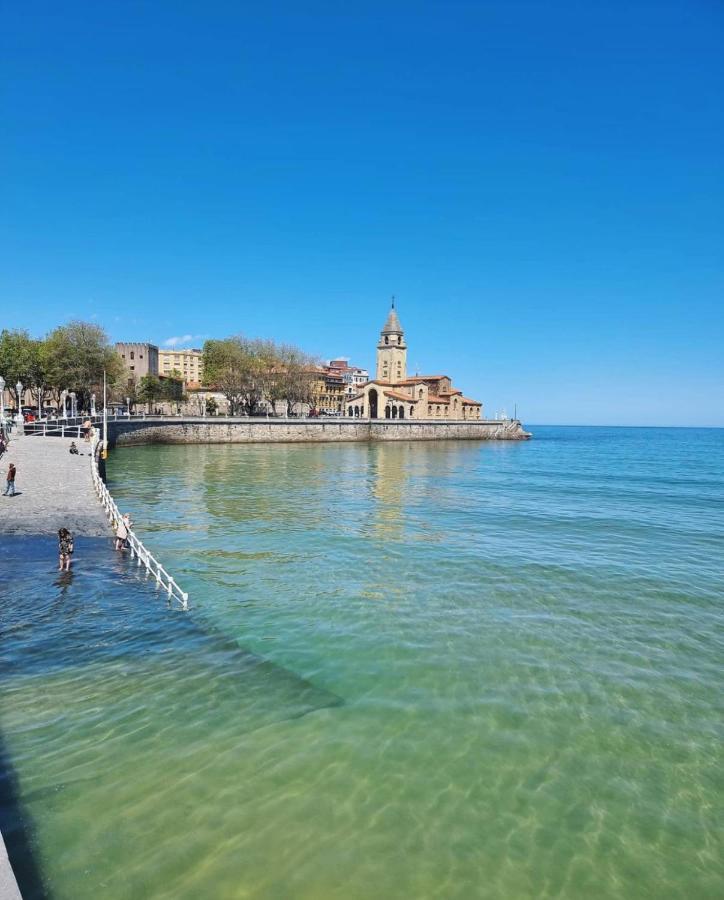 La Marina Apartment Gijon Luaran gambar